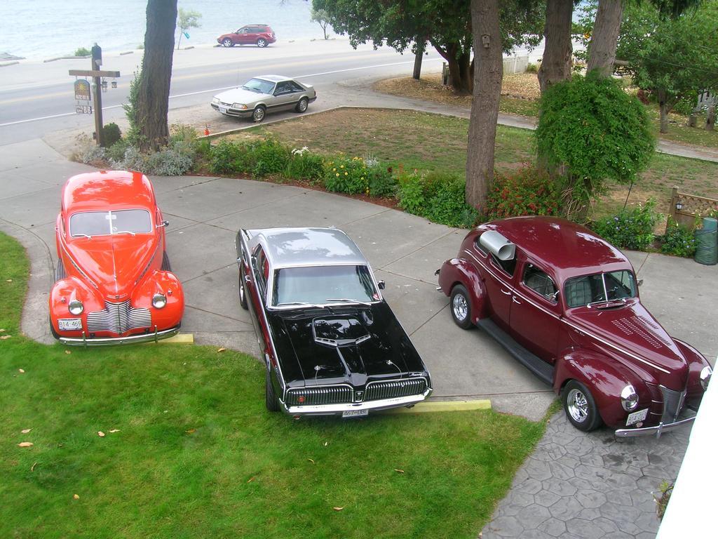 Davis Bay Bed & Breakfast Sechelt Exterior photo