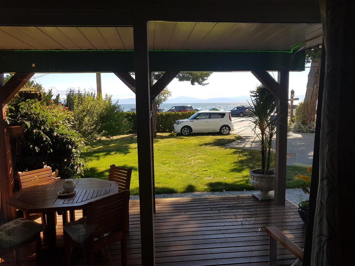 Davis Bay Bed & Breakfast Sechelt Exterior photo